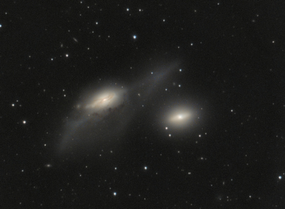 The Eyes (NGC 4435&4438, Arp 120)