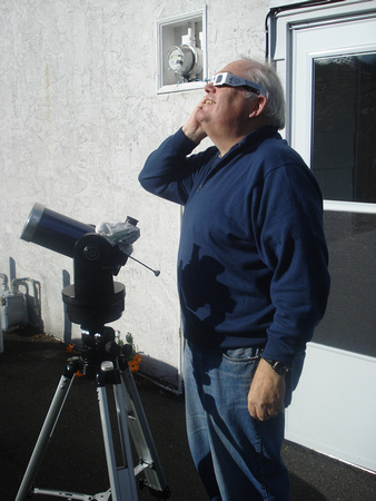 Chris Gainor observes Partial Solar Eclipse