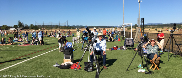 Victoria RASC eclipse chasers on the field observing the 2017 Total Solar Eclipse from Oregon