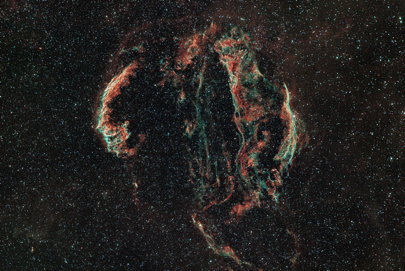 Cygnus Loop in Dual Narrowband, Widefield