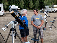 Moe Raven recruiting a new astronomer