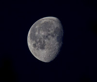 Waning Gibbous Moon setting in the morning western sky