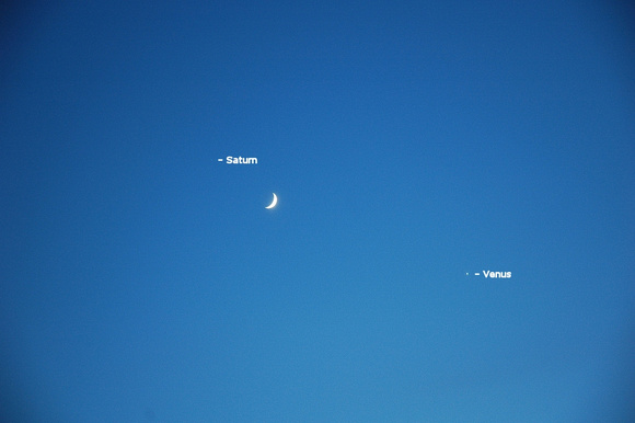 Conjunction of Saturn, the Moon & Venus